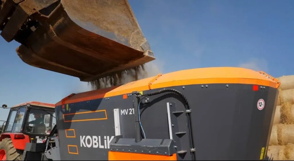KOBLiK MV series feed mixer wagon — photo 3