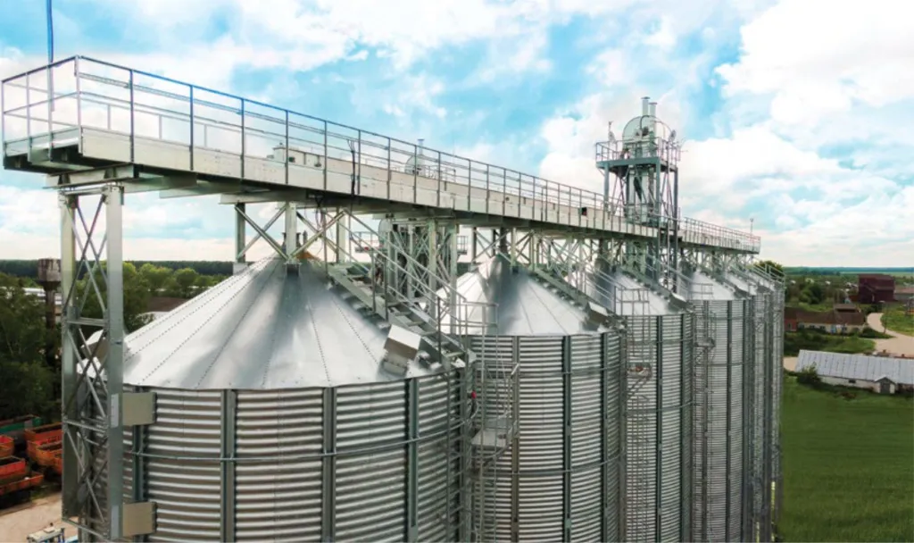 Photo Elevator at a seed plant 
